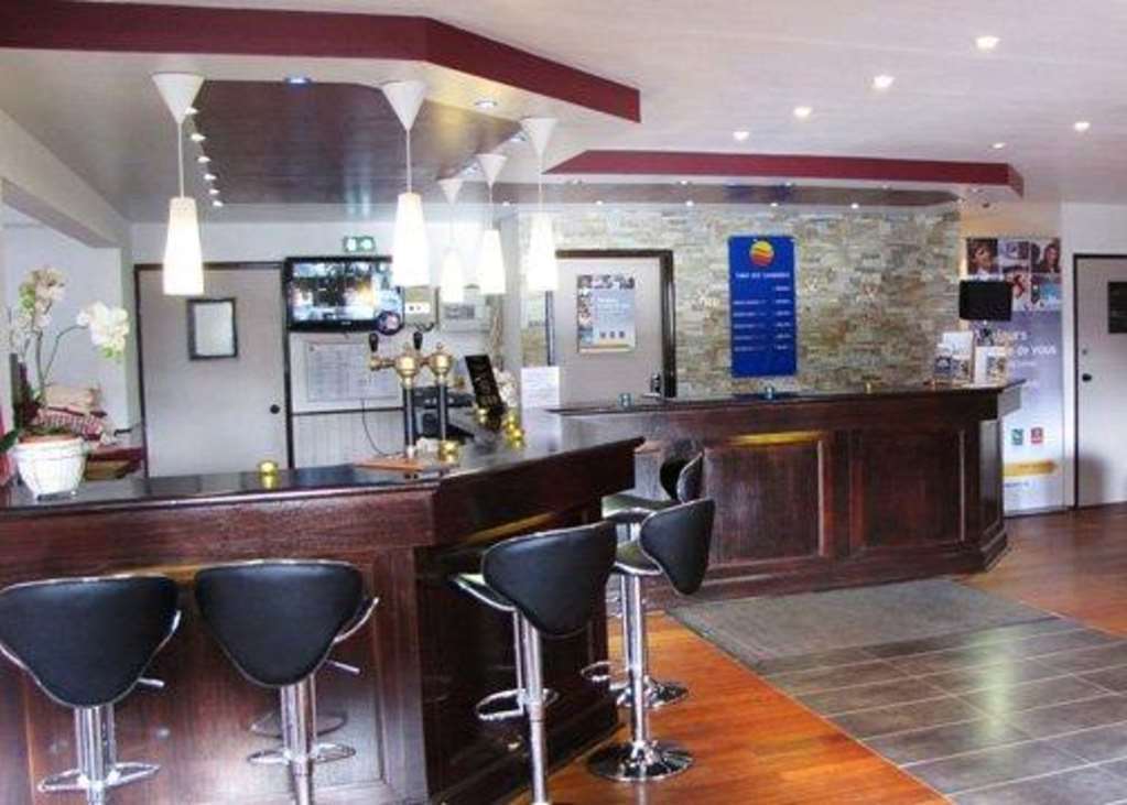 Comfort Hotel Poissy Technoparc Restaurace fotografie